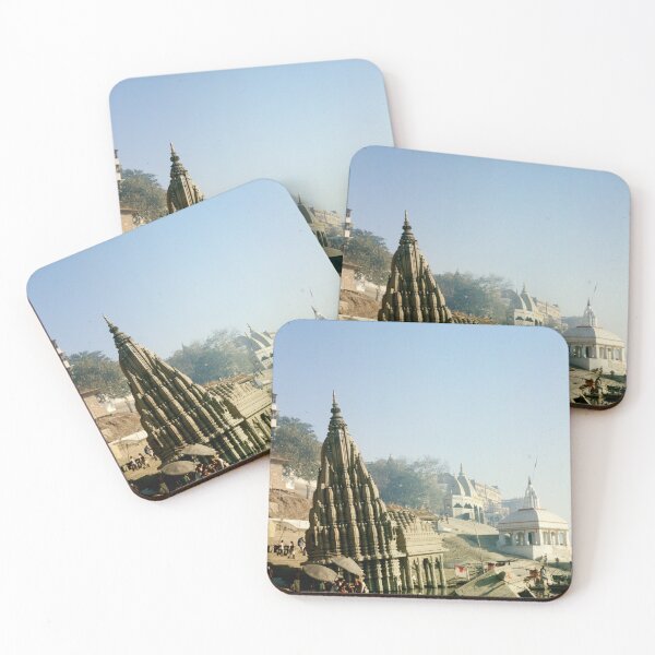 Artikelvorschau, 1970er - Der Ratneshwar Mahadev Tempel in Varanasi, Indien entworfen und verkauft von thatwaslife.