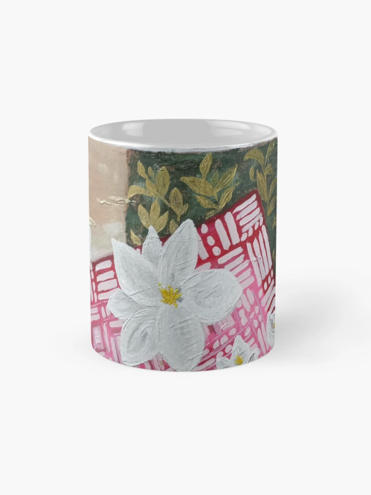 Imagen 4 de 6, Taza de café con la obra Magnolia, diseñada y vendida por RudyYoder.