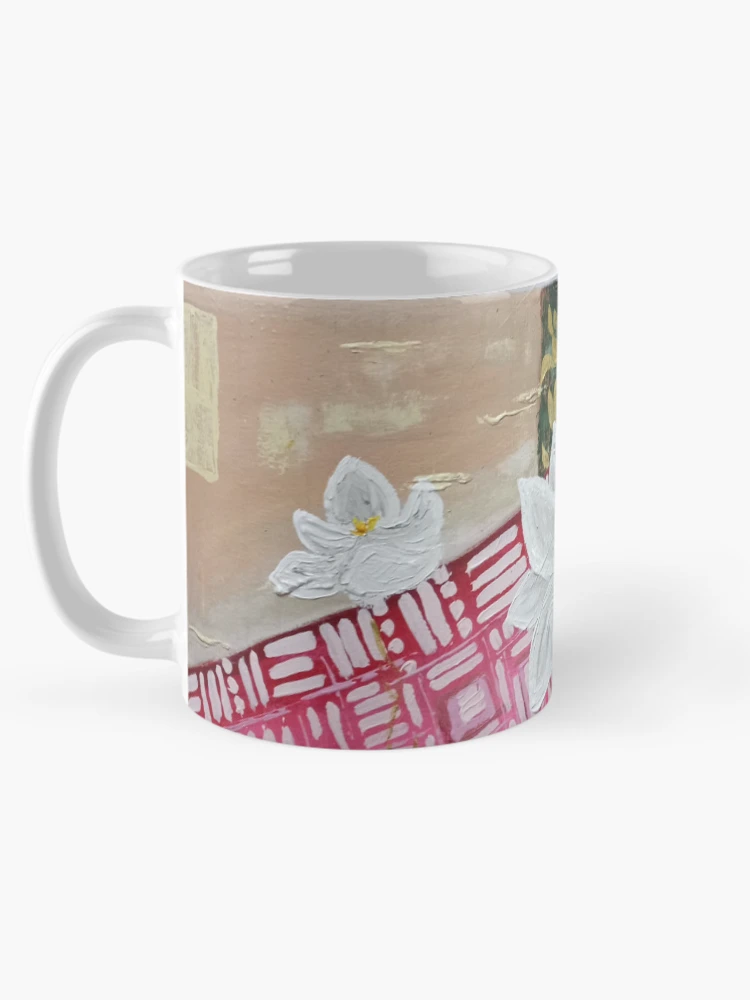 Imagen 5 de 6, Taza de café con la obra Magnolia, diseñada y vendida por RudyYoder.