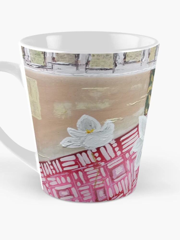Imagen 3 de 4, Taza de café con la obra Magnolia, diseñada y vendida por RudyYoder.