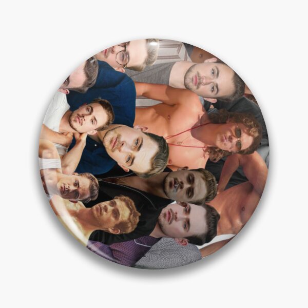 Artikelvorschau, Dacre Montgomery Fotocollage entworfen und verkauft von T-shirtakStore.