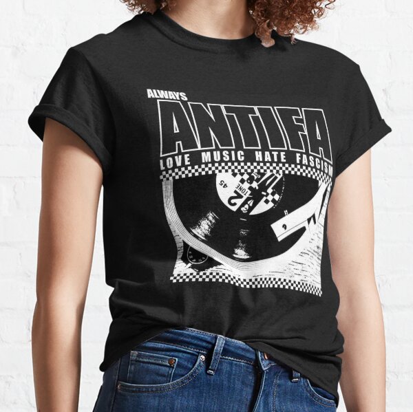 Vista previa del artículo con la obra «Antifa, amo la música y odio el fascismo», diseñado y vendido por LeftLibertarian.