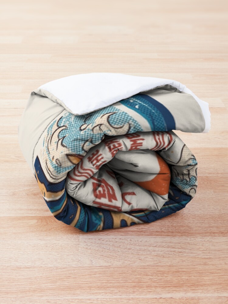 Alternate view of The Great Ramen off Kanagawa Comforter
