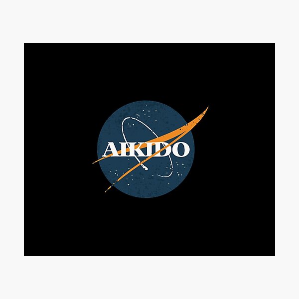 Artikel-Vorschau von Aikido Space Vintage, designt und verkauft von orlumbuspirate.