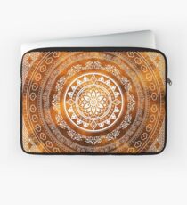 "Goldenes Schicksal" Gold Orange & White Blume des Lebens Boho Mandala Design Laptoptasche