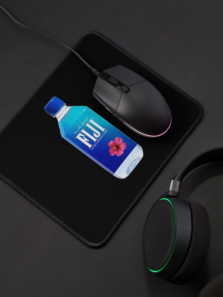 Thumbnail 4 von 5, Mauspad, Fidschi-Wasserflasche designt und verkauft von CynthiaAguilar.