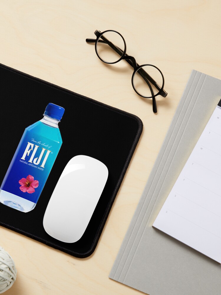 Thumbnail 3 von 5, Mauspad, Fidschi-Wasserflasche designt und verkauft von CynthiaAguilar.
