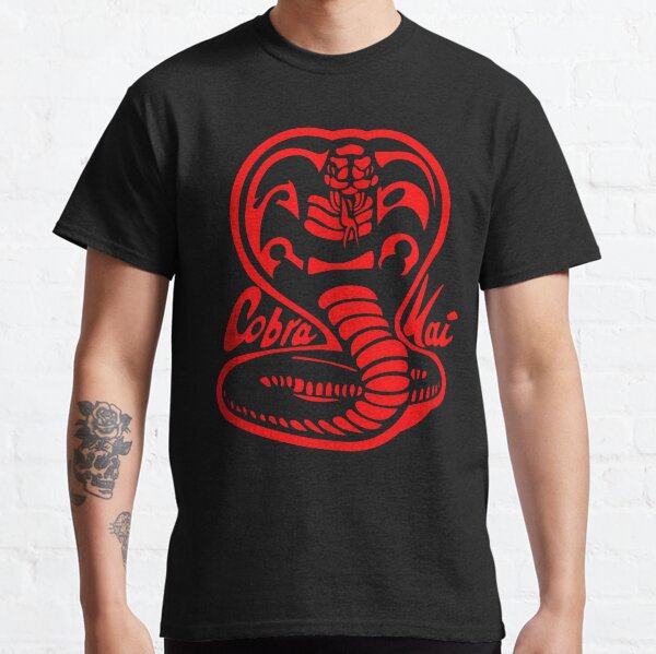 Cobra Kai, Cobra Kai SHIRT, Karaté Cobra Kai SHIRT, Cobra Kai 2022, Logo rouge Cobra Kai T-shirt classique