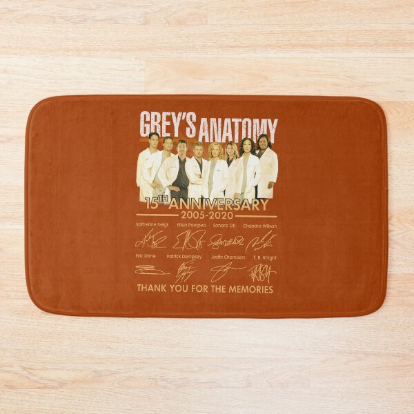 Item preview, Grey's Anatoomy 15th Anniversary 2005 2020 Signatures - Grey's Anatoomy Signatures Personajes principales Película Película T Cool Movie designed and sold by myungthimc.