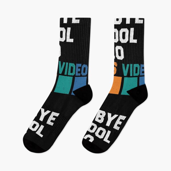 Artikelvorschau, Bye Bye School Hallo Spiele Video Time Sommerferien entworfen und verkauft von Mac Store.