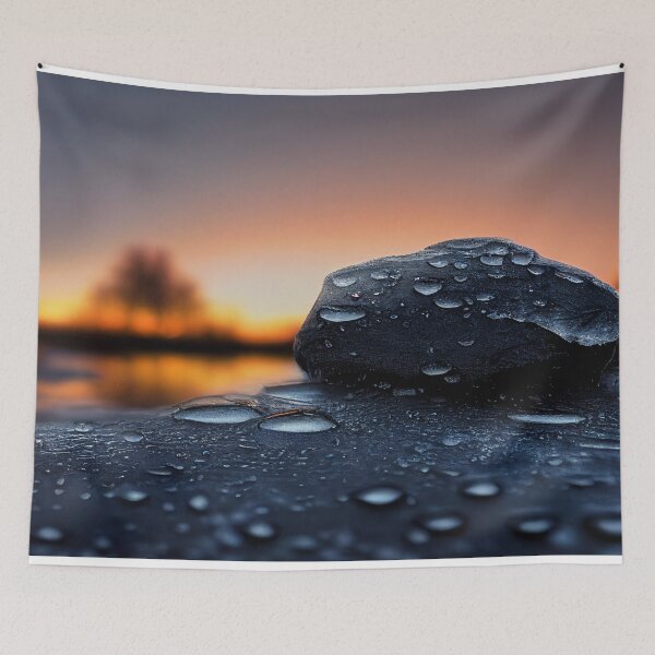 Artikelvorschau, Felsen mit Regentropfen, im Sonnenuntergang, Makrohintergrund, Nahaufnahme entworfen und verkauft von Unwind-Art-Work.