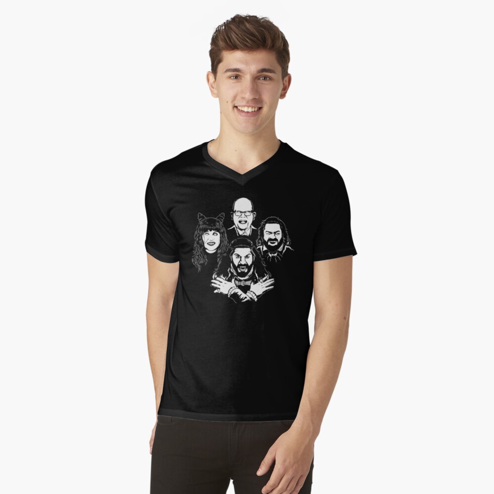 Aperçu de l'œuvre T-shirt col V créée et vendue par designfaiqa.