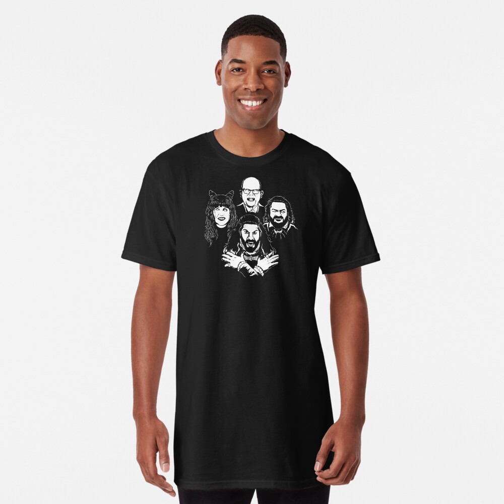Aperçu de l'œuvre T-shirt long créée et vendue par designfaiqa.