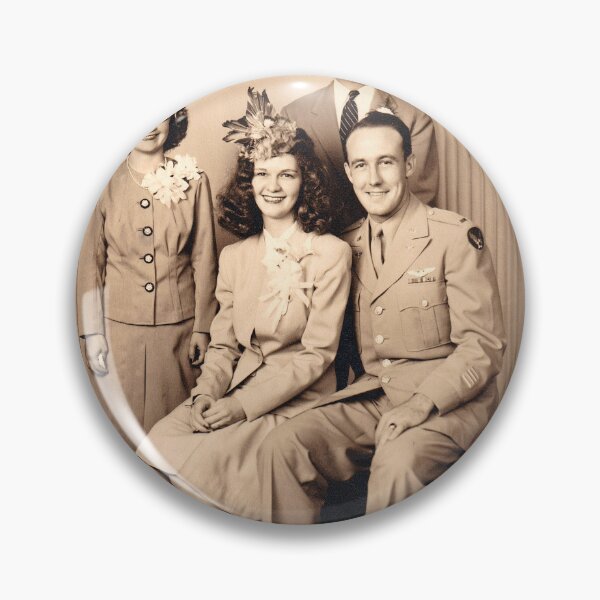 Item preview, Boda Chesnut-Clayton, 1940 designed and sold by Mundera.