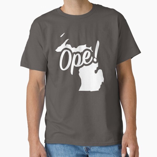 Vista previa del artículo con la obra «¡Aire libre! Frase divertida del estado del medio oeste de Michigan (blanco) diciendo», diseñado y vendido por MarkFiveDesign.