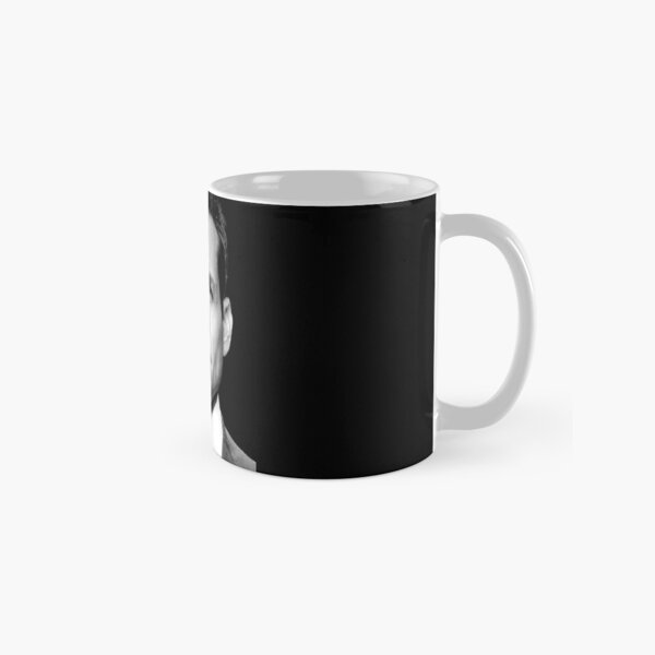 Black and white Harvey Specter quote. Classic Mug