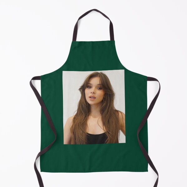 Item preview, Hailee Steinfeld  , Gift For Boyfriend  , hailee Steinfeld Lover  Post designed and sold by geraiartist.