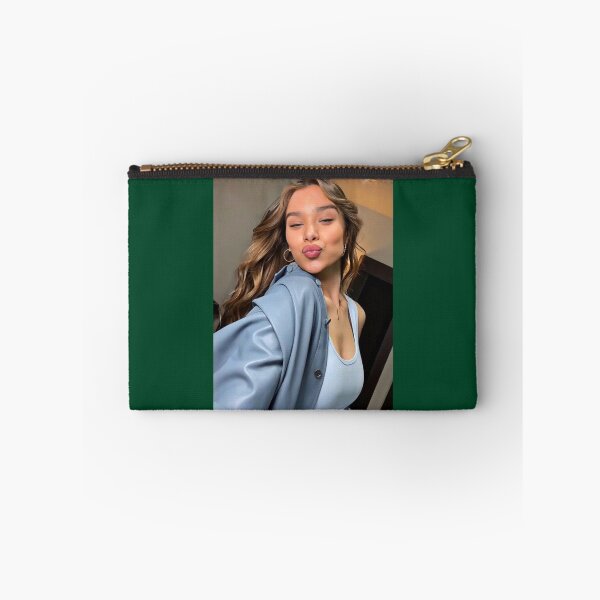 Item preview, Hailee Steinfeld  , Gift For Boyfriend  ,Hailee Steinfeld Lover  Poste  designed and sold by geraiartist.