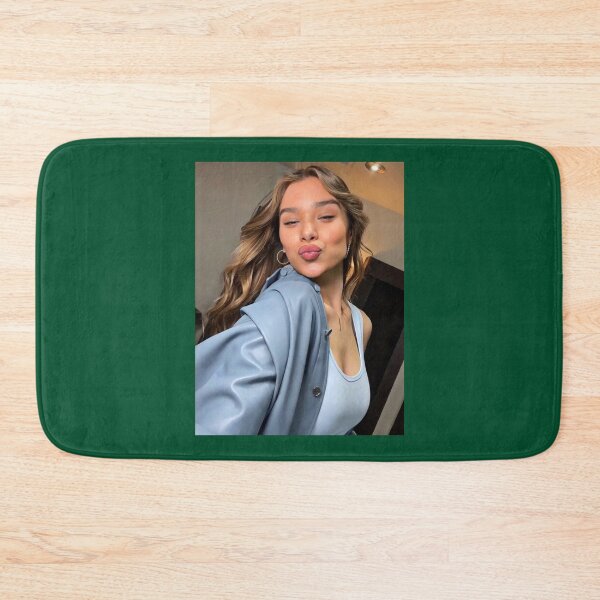Item preview, Hailee Steinfeld  , Gift For Boyfriend  ,Hailee Steinfeld Lover  Poste  designed and sold by geraiartist.