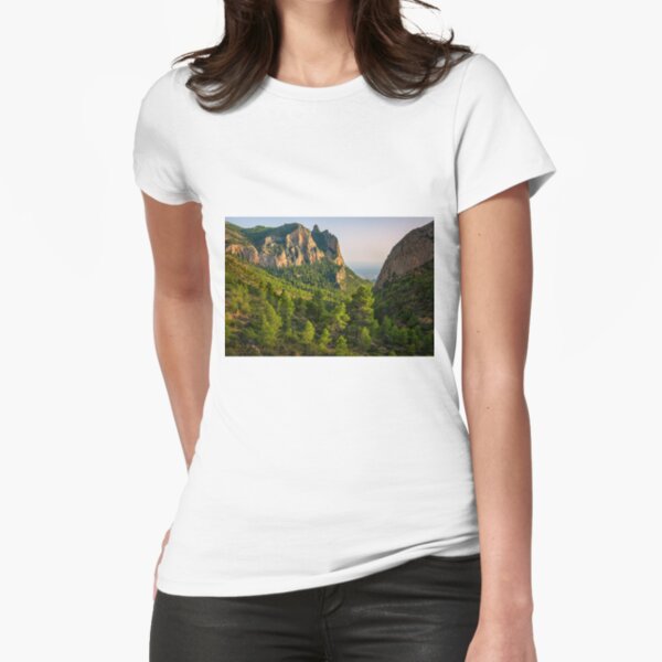 Fitted T-Shirt