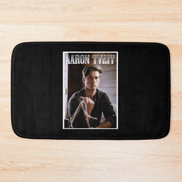 Item preview, Aaron Tvêit Classic designed and sold by EDGARVAZQUEZ.