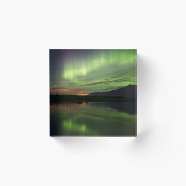 Artikelvorschau, Aurora Borealis Reflexionen entworfen und verkauft von akaurora.