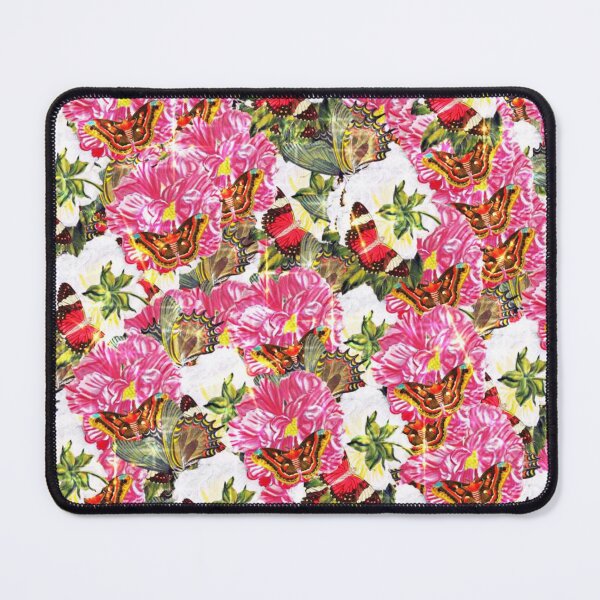 Artikelvorschau, Bunte zierliche Schmetterlinge und Blumen im nahtlosen Muster entworfen und verkauft von BeInTouch.