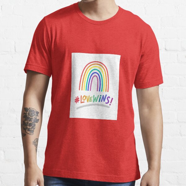 love to win Essential T-Shirt