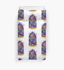 Until the last petal falls Duvet Cover