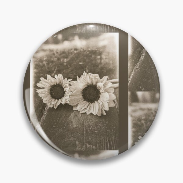 Artikelvorschau, Sepia-Sonnenblumen beunruhigter Fotografie-Entwurf entworfen und verkauft von EarthArtDesigns.