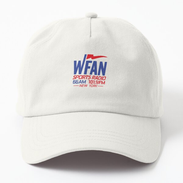 Artikel-Vorschau von Wfan trägt Radio New York Leichter Hoodie zur Schau, designt und verkauft von StehenPrice.