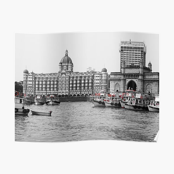 Gateway of India in Black N White Poster