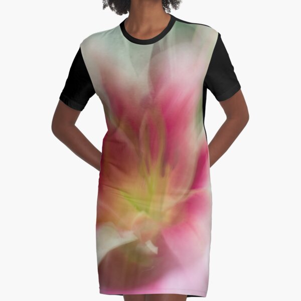 Fleur Blur-Abstract Pink, Yellow, White Lily Graphic T-Shirt Dress