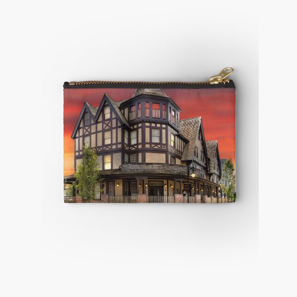 Artikelvorschau, Stadt - Kingston, NY - das Kirkland Hotel entworfen und verkauft von Mike Savad Photography.