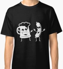 Funny Grill Shirts: Mug of Beer and Sausage Smiling Tee Shirt Classic T-Shirt