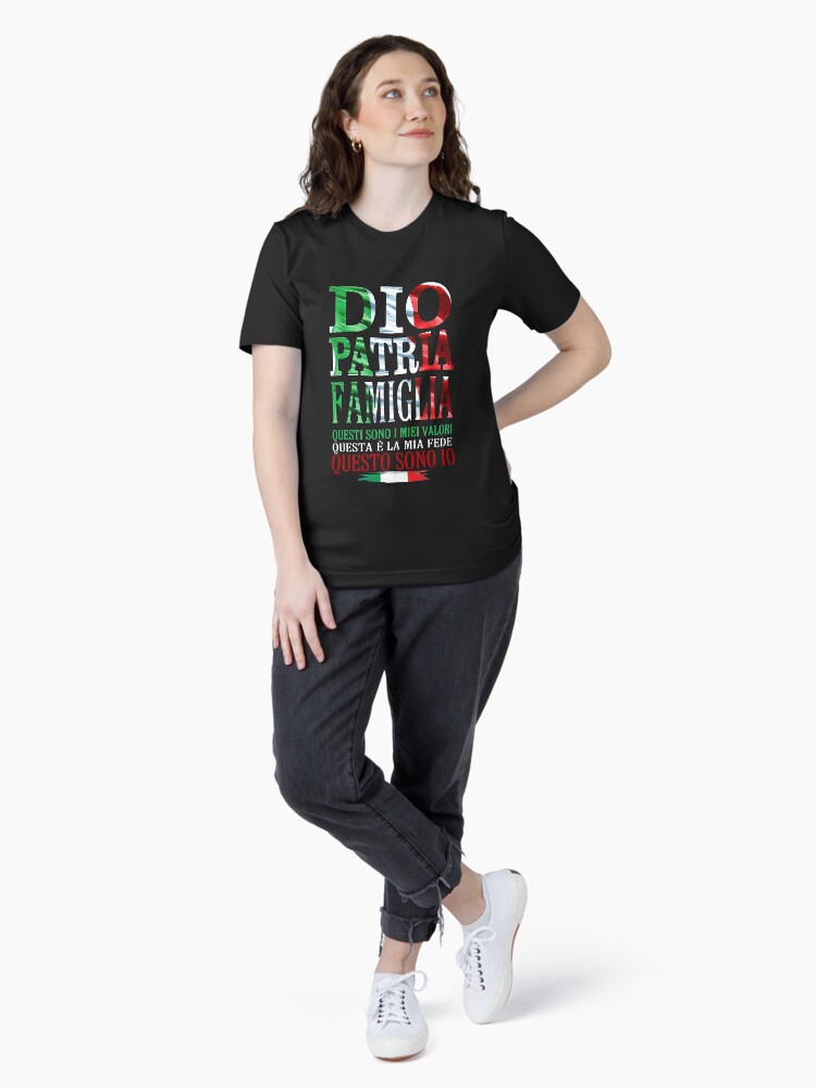 DIO, PATRIA E FAMIGLIA