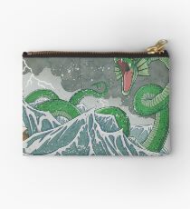 Drache der Tiefe Studio Clutch