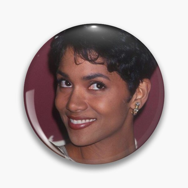 Artikelvorschau, Halle Berry - Plakat entworfen und verkauft von Reinaldosdss.