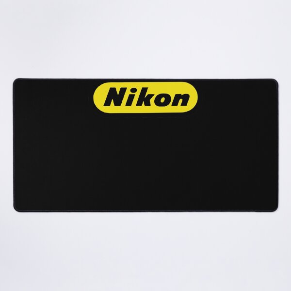 Aperçu de l'œuvre Marchandise avec le logo Nikon créée et vendue par BETSYCAROL.