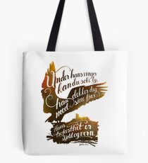 Under hans vinger Tote Bag