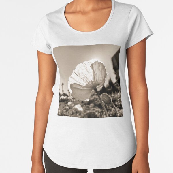 Oakland Poppies Premium Scoop T-Shirt