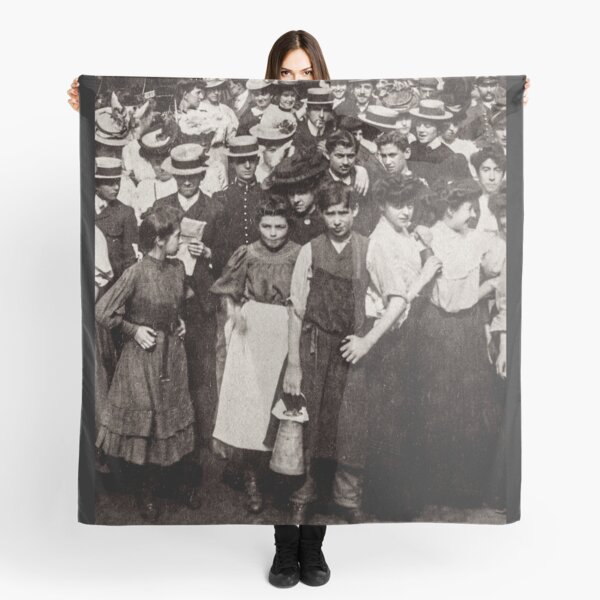 品質が – Montmartre New Scarf York Montmartre New York Realism