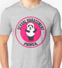 Sexuelle Belästigung Panda Slim Fit T-Shirt