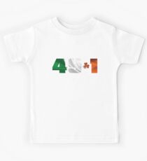 Conor McGregor Floyd Mayweather Fight August 26th Kids Tee