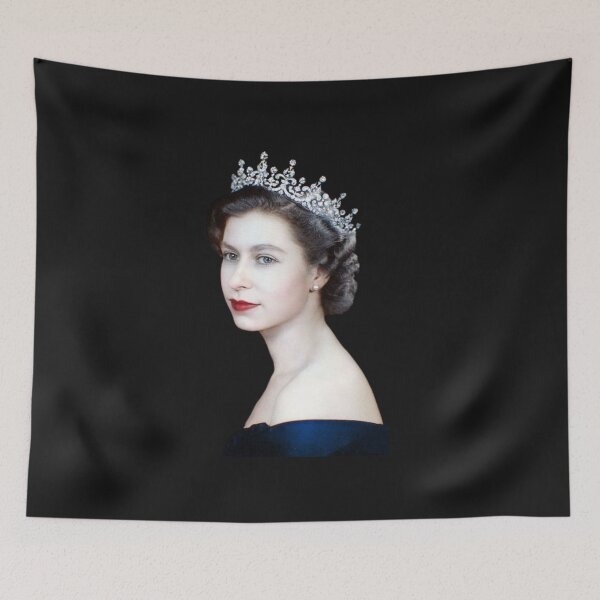 Item preview, the queen designed and sold by Hilna799.