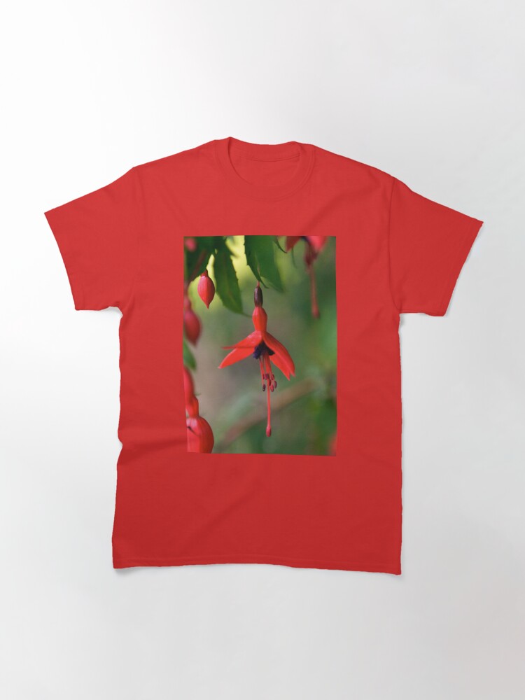 Alternate view of Single Wild Fuchsia Flower, Loch Na Fooey Classic T-Shirt