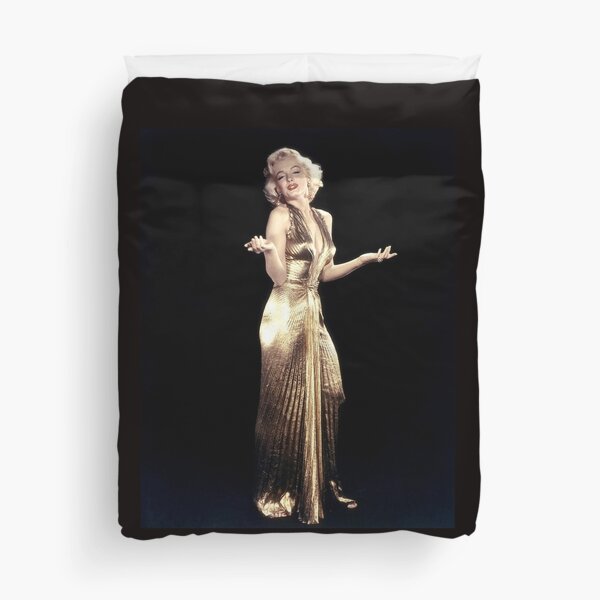 Artikel-Vorschau von MARILYN MONROE: In einem goldenen Lamey Dress Print, designt und verkauft von posterbobs.