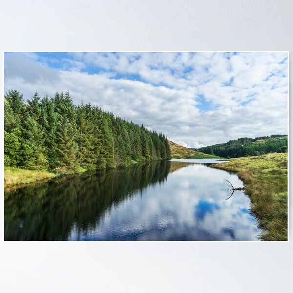 Artikel-Vorschau von Llyn Brianne Reservoir 2 Wales, designt und verkauft von Ann Garrett.