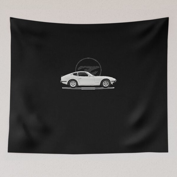 Artikelvorschau, Das 240 Z Classic T-Shirt entworfen und verkauft von ChukotiSmith.