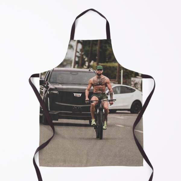 Artikelvorschau, Conor McGregor auf einem Fahrrad-T-Shirt entworfen und verkauft von CombatSport.